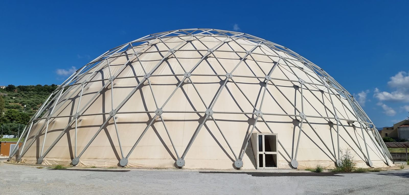 The Best Geodesic Domes in the Jungle